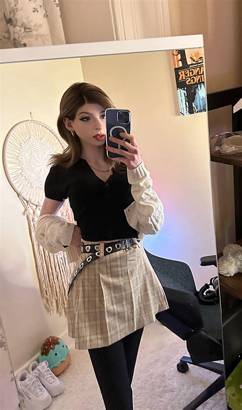 femboy crossdresser